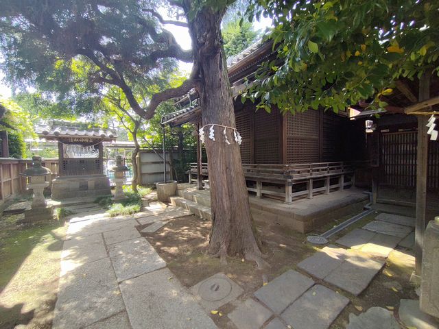 雪塚稲荷神社