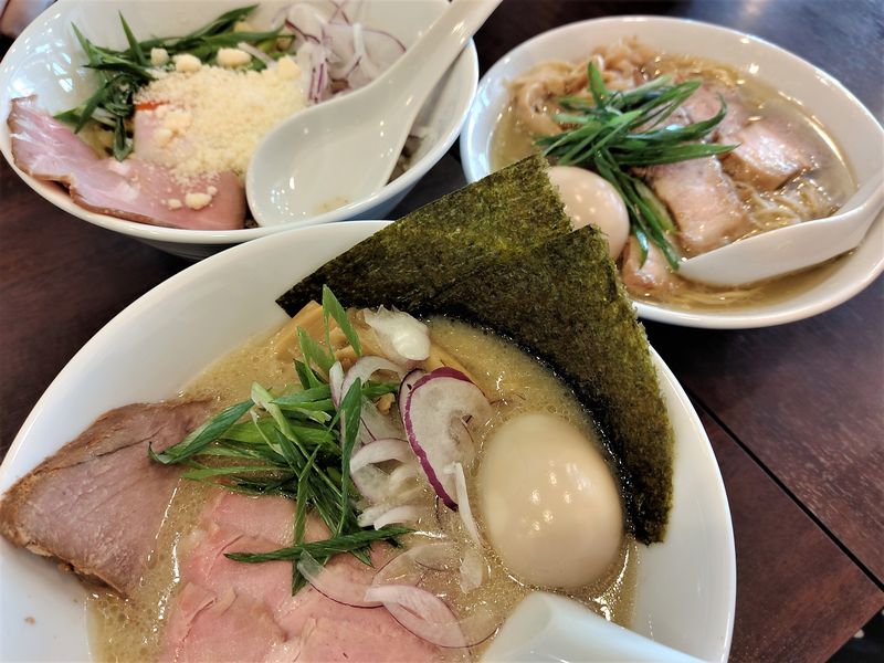 川越「麺場 二寅」