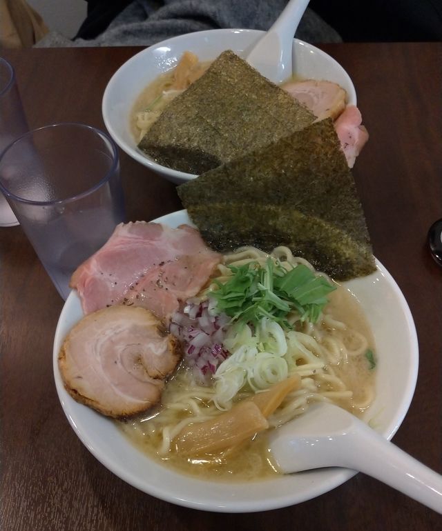 二寅 川越店のラーメンを実食