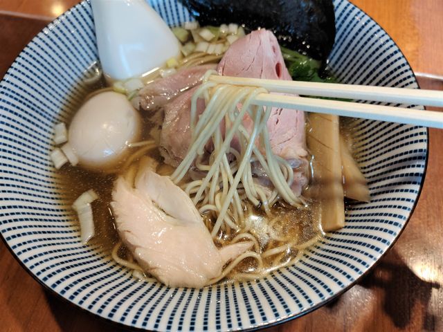 川越・寿製麺よしかわの煮干そば