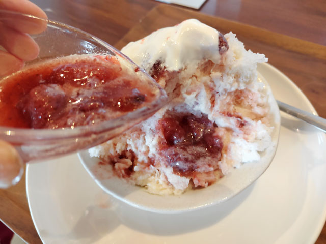 紅ほっぺの苺みるくラテ