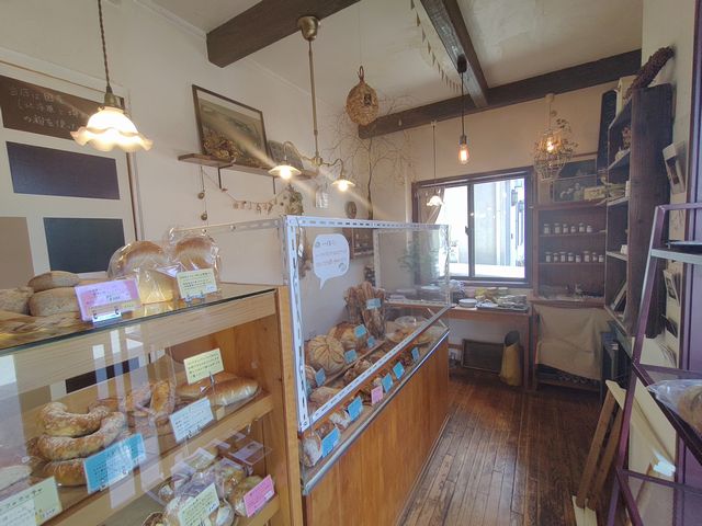 新河岸のパン屋「ブーランジェリュネット」