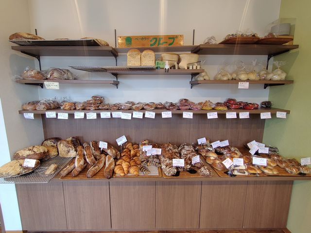 新河岸のパン屋「ベーカリークレープ」