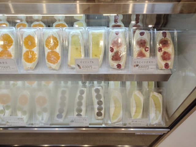 フルーツサンド peeloff