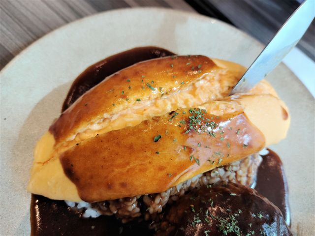 ふわとろデミオムライスハンバーグ