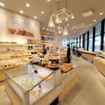 川越ユープレイスの「Bakery&Cafe Angela with R.O.STAR」は100種類以上のパンが揃うベーカリー
