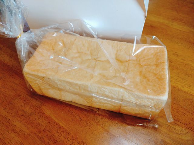 プレミアム生食パン