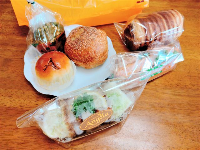 惣菜パン・菓子パン