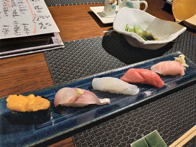 ランチでおまかせ5種の握り
