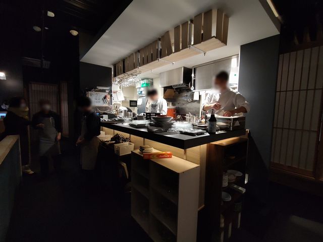 川越炭火焼肉「尊」