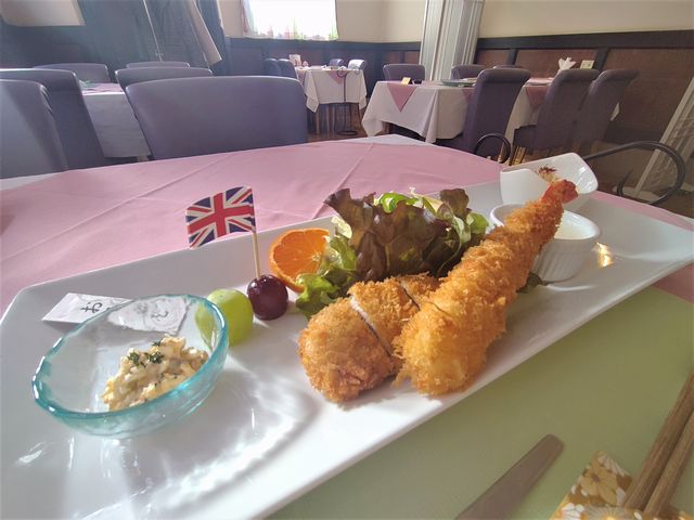 メインのエビフライ&カツレツ