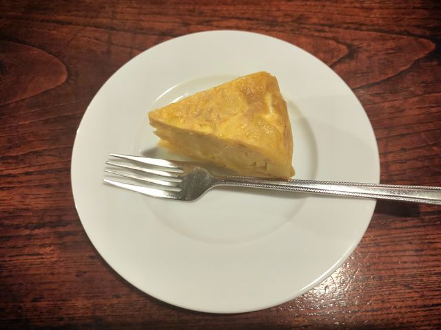 スペインオムレツ