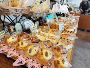 川越「ハンドメイドベーカリー ニコリ」人気TOP3のパンを実食！