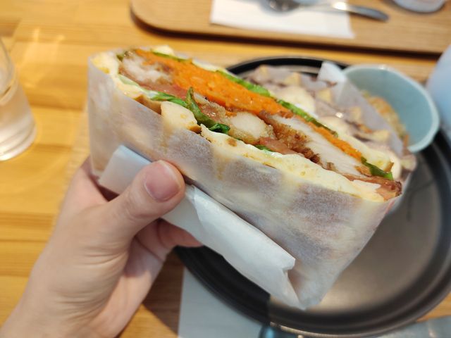 川越「R cafe」 ワッフル