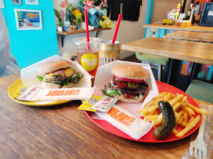 GOOD DAYS BURGER│海の家みたいなハンバーガー店が4/20開店！