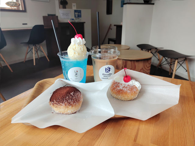 川越 Glin Coffee はクリームソーダと揚げパンも美味しいコーヒーショップ