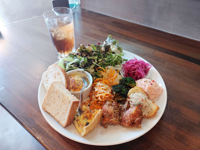 ブラッスリーカテリ