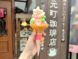 川越「元町珈琲店ちもと」で縁結び芋ソフトクリームを食べ歩き！