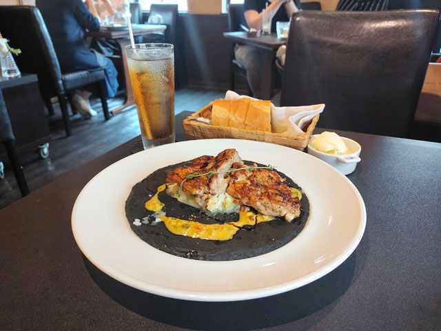 FIGLIAのランチ 鶏肉グリル
