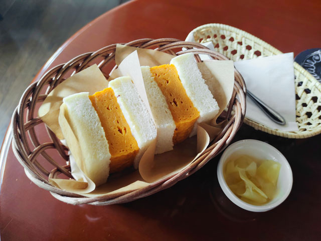 アートカフェエレバートの玉子サンド