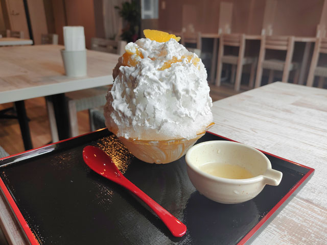 銀時のパインかき氷