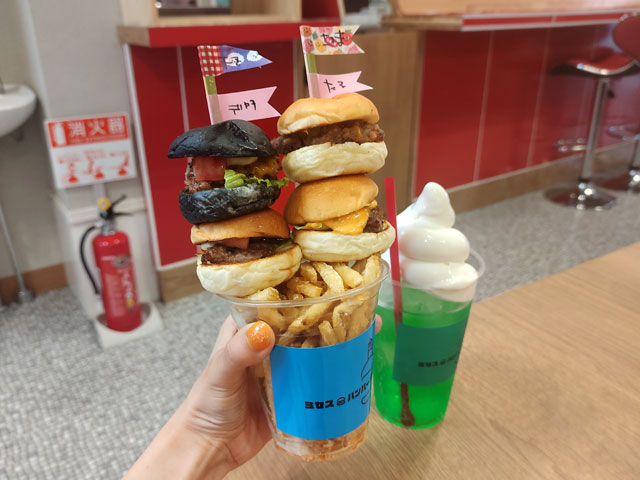 ミセスハンバーガーのスライダーバーガー