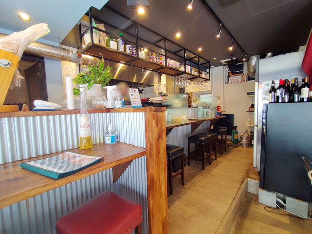 KOEDOイタリアンルーチェの店内