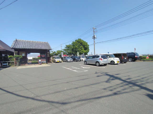 古民家カフェsmileyの駐車場