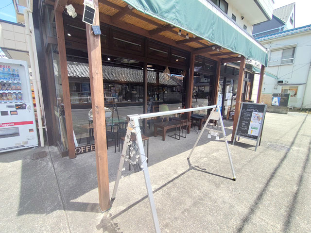 LEC COFFEEの駐輪場