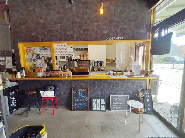LEC COFFEEの受付