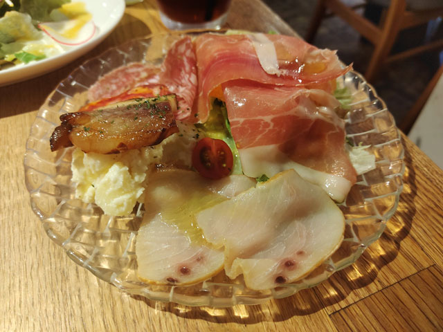 PIZZERIA ROCCOの前菜盛り合わせ