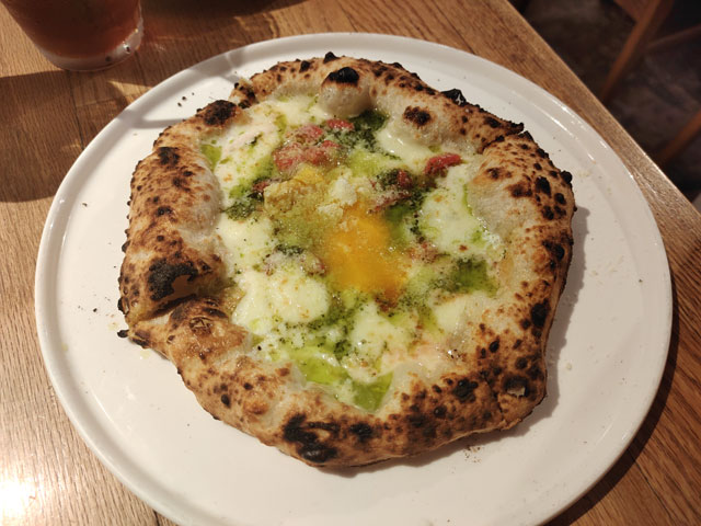 PIZZERIA ROCCOのピザ