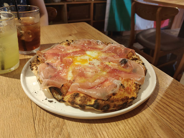 PIZZERIA ROCCOのピザ