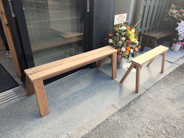 川越バウムLab.のベンチ