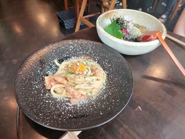 創作うどん専門店くらうどのうどん