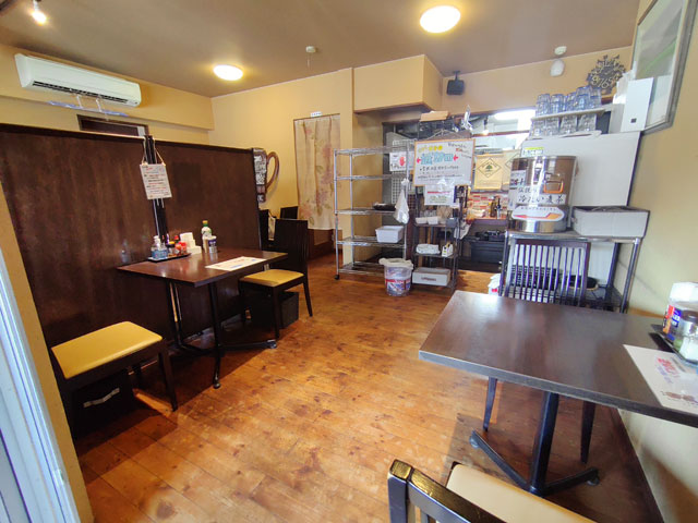 とちの木の店内