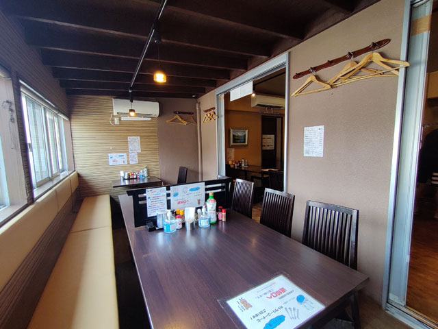 とちの木の店内