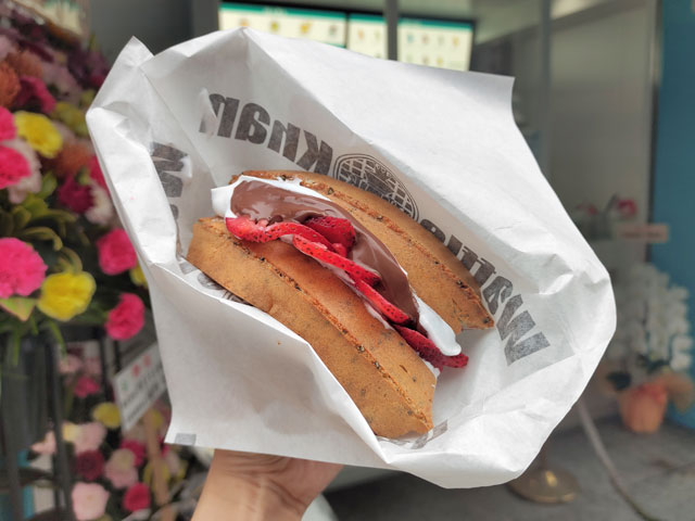 ワッフルカーン川越店