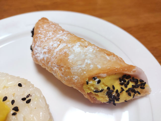 スイートポテトのカンノーロ