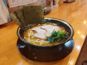 大神家│川越クレアモールに横浜家系ラーメン店が新オープン【実食レビュー】